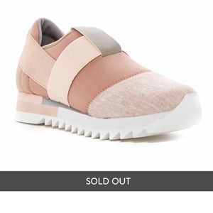 Comfy slip on shoe - Steven by Steve Madden